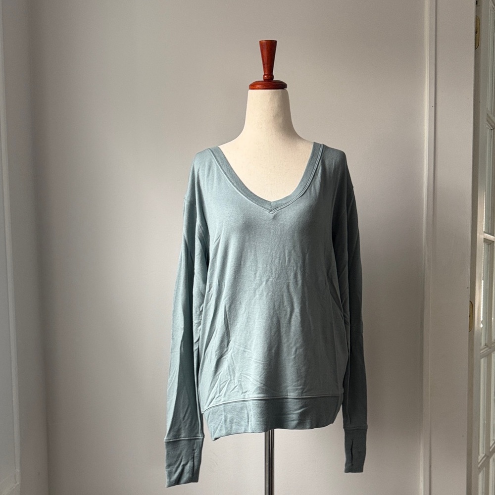 Athleta Women's V-Neck Sweatshirt - Light Blue Size medium